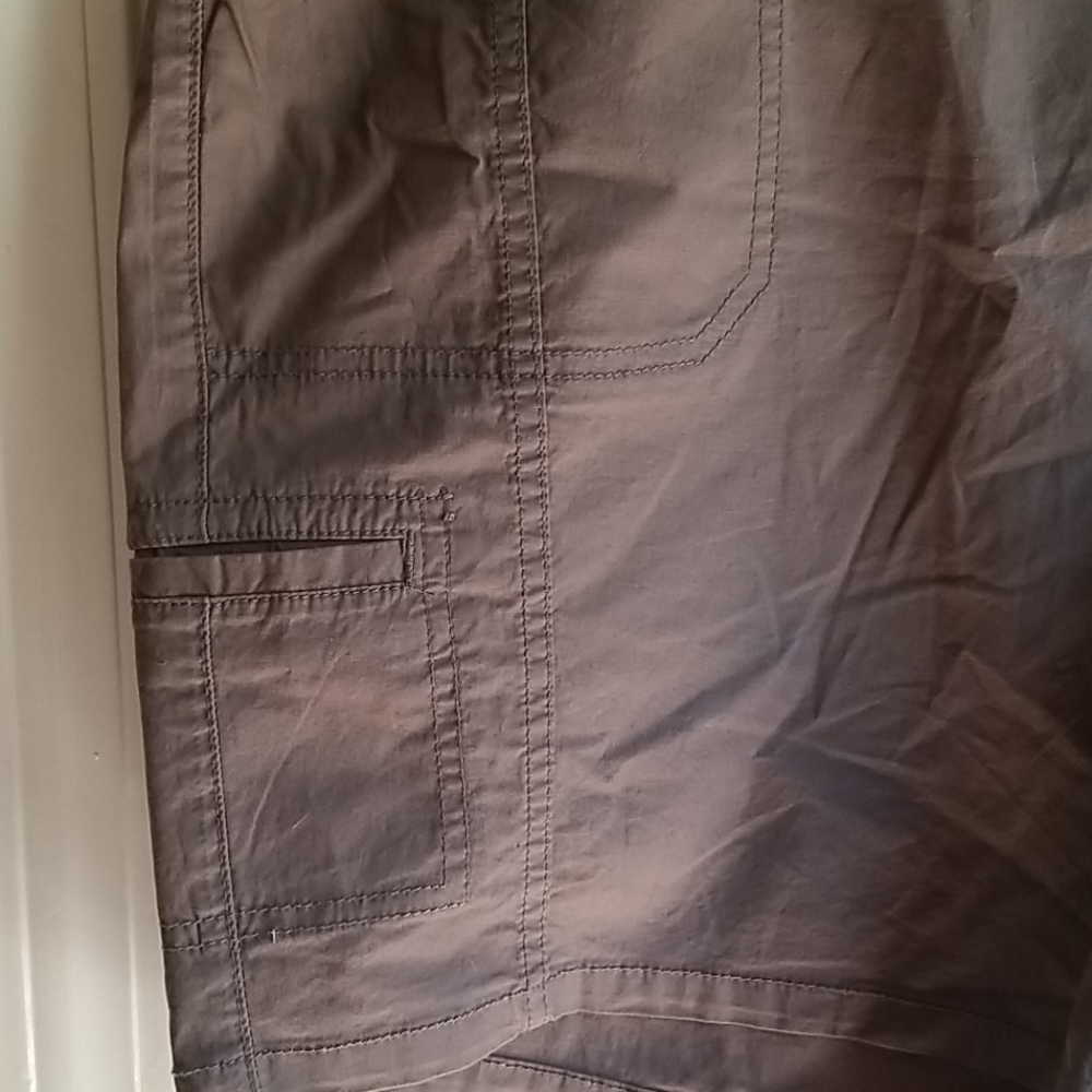 NWT ST JOHNS BAY TAUPE SHORTS - Picture 3 of 9